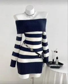 女性用カジュアルリブ編み ネイビーブルーホワイトカラーブロック オフショルダー