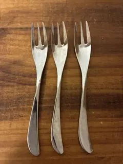 Item thumbnail for item 5b06f540-8da3-4588-9c7c-d61a61f82023