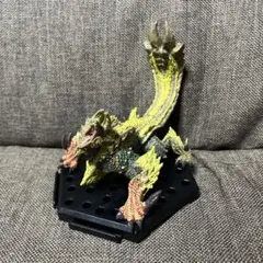 モンスターハンター　ヌシ・ジンオウガ　フィギュア