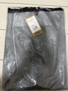 ASICS フード付き ブラックジャケット