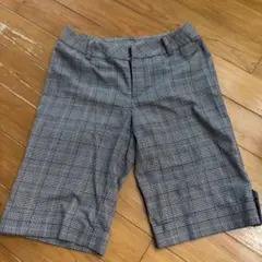 グレー系チェック ショートパンツのサムネイル