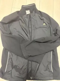 adidas アウター　ポリエステル100%