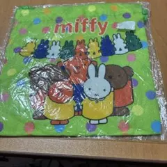 miffy キャラクターポーチ 緑
