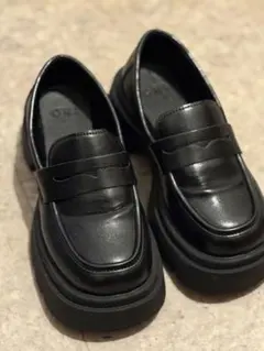 ローファー　厚底　黒　GRL