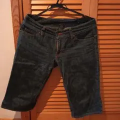 Item thumbnail for item b8d47ca9-519d-4b8f-9938-3c1b694dc4ba