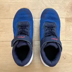 ASICS ネイビー スニーカー