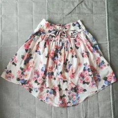 CECIL McBEE花柄スカート