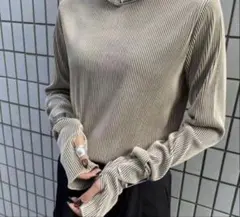 美品✨AIC.プリーツ長袖カットソー フィンガーホール