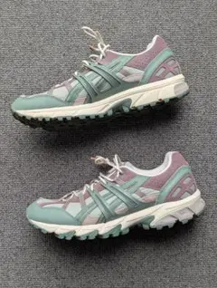 asics gel スニーカー