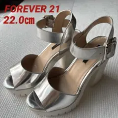 FOREVER 21 シルバー プラットフォーム　サンダル 高ヒール 22.0㎝のサムネイル