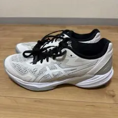 ASICS バレーボールシューズ ホワイト