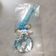 ドーナツ型アクリルキーホルダー 雲キャラクター付き