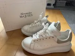 Alexander McQueen ホワイトスニーカー 41 厚底 定番 特価 Alexander McQueen ホワイトスニーカー 41 厚底 定番 特価
