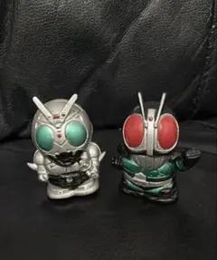 入手困難品！仮面ライダー BLACK RX シャドームーン指人形 2体セットのサムネイル