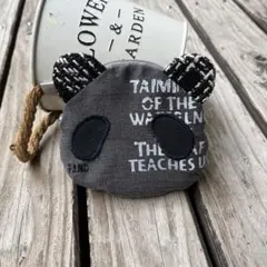 ポケット有　パンダ型ポーチ　バッグチャーム　小物入れ　デニムリメイク雑貨