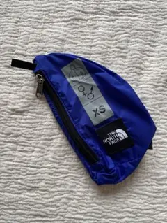 THE NORTH FACE 青ポーチ