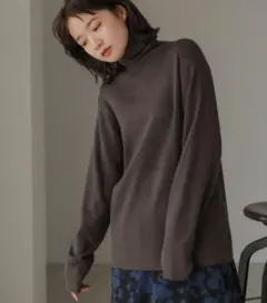 リブタートルネック プルオーバー ブラウン