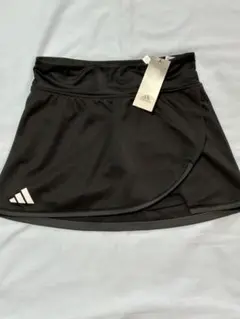 adidas 黒スコート新品インナー付き