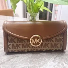 Michael Kors MKロゴ長財布 ブラウン
