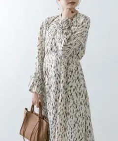URBAN RESEARCH ROSSO ニュアンスプリントワンピース