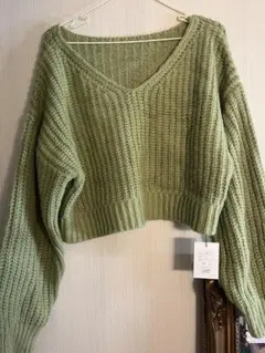 【新品未使用タグ付】GRL ライトグリーン Vネック クロップドニット