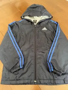 adidas フード付き　ナイロンジャケット 黒 青ストライプ