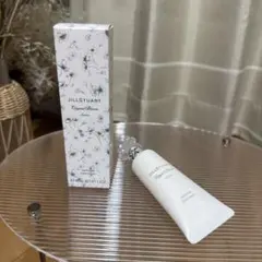 ジルスチュアート クリスタルブルーム スノー パフュームド ハンドクリーム 新品