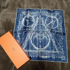 HERMES ガヴロッシュ（カレ）45「球体が奏でる音楽」希少