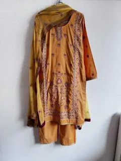 Pakistan national embroidered 3pc Kurta