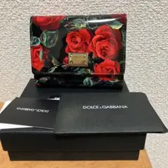 ドルチェ＆ガッバーナ 三つ折り財布 ローズプリント エナメル 付属品完備のサムネイル