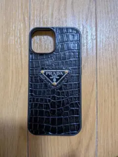 PRADA iPhone15ケース クロコ型押し ブラックのサムネイル