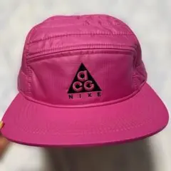 値下げ！Nike ACG ピンクキャップ　中綿