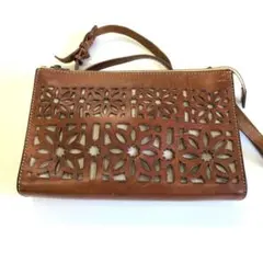 genten(ゲンテン)レザーミニショルダーバッグ カットアウトデザイン