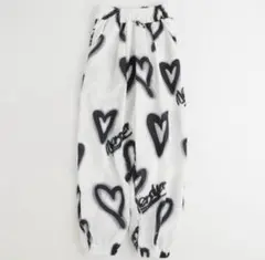 URBAN CHERRY ハートプリントカーブデザインパンツ