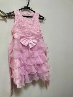 ピンク フリルドレス リボン付き