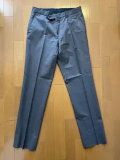 ONLY オンリー　グレー スラックス ボタン留め