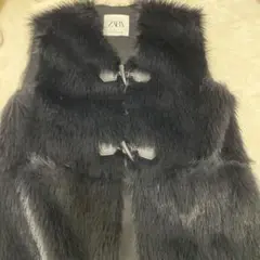 ZARA ブラック フェイクファーベスト EUR XS