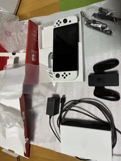 Switch本体 スイッチ　有機ELモデル　ホワイト　プロコン　ケース付