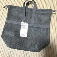 【無印良品】 立体メッシュ 持ち手付き巾着 カーキ Mのサムネイル
