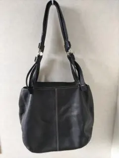 TOD'S レザー ショルダーバッグ ブラック
