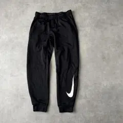 18090 NIKE スウォッシュ ジョガーパンツ 黒色