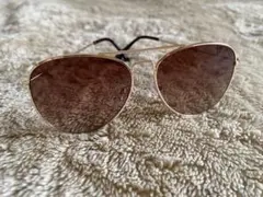 Item thumbnail for item 56556150-7488-40db-b4b3-93bd7e998e4f