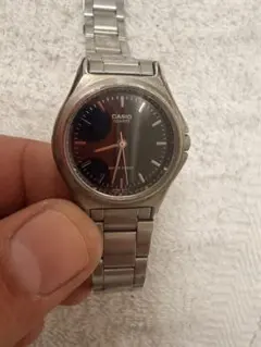 CASIO クォーツ腕時計 ブラック