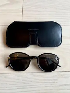 新品　SAINT LAURENT サングラス ケース付きのサムネイル