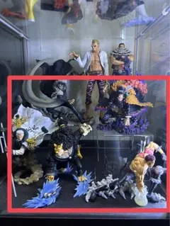 一番くじ　ワンピース　黒ひげ　スモーカー　ルッチ　カタクリ　フィギュア４体セット