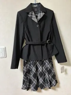 新品未使用Tous_les_calecons Paris ジャケット&スカート