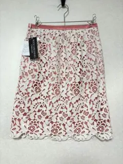 新品未使用BODY DRESSING Deluxe フラワーレーススカート♡Mのサムネイル