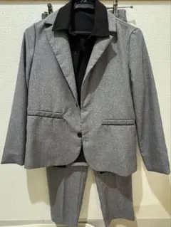 グレー フォーマルスーツ