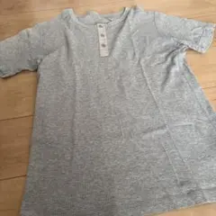 グレー Tシャツ