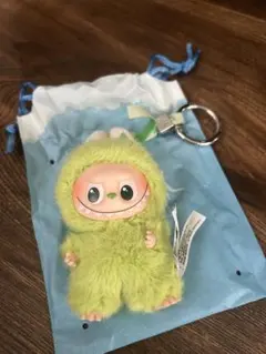 【正規品】 ポップマート アルファベット V グリーン ぬいぐるみペンダント